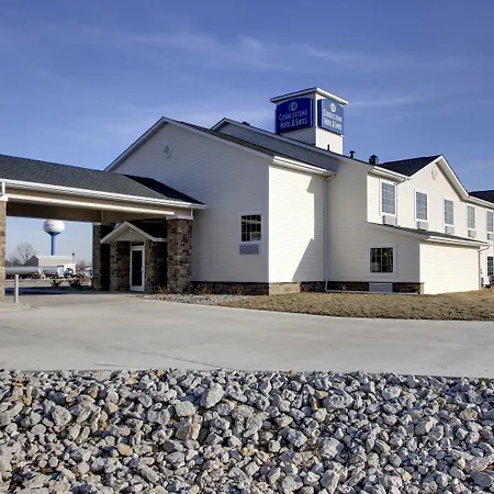 Cobblestone Hotel & Suites - Newton