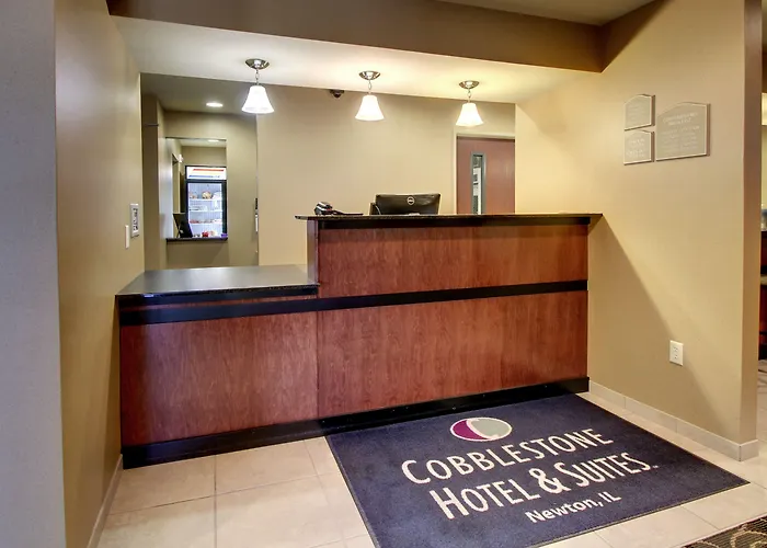 Hotel Cobblestone & - 2*